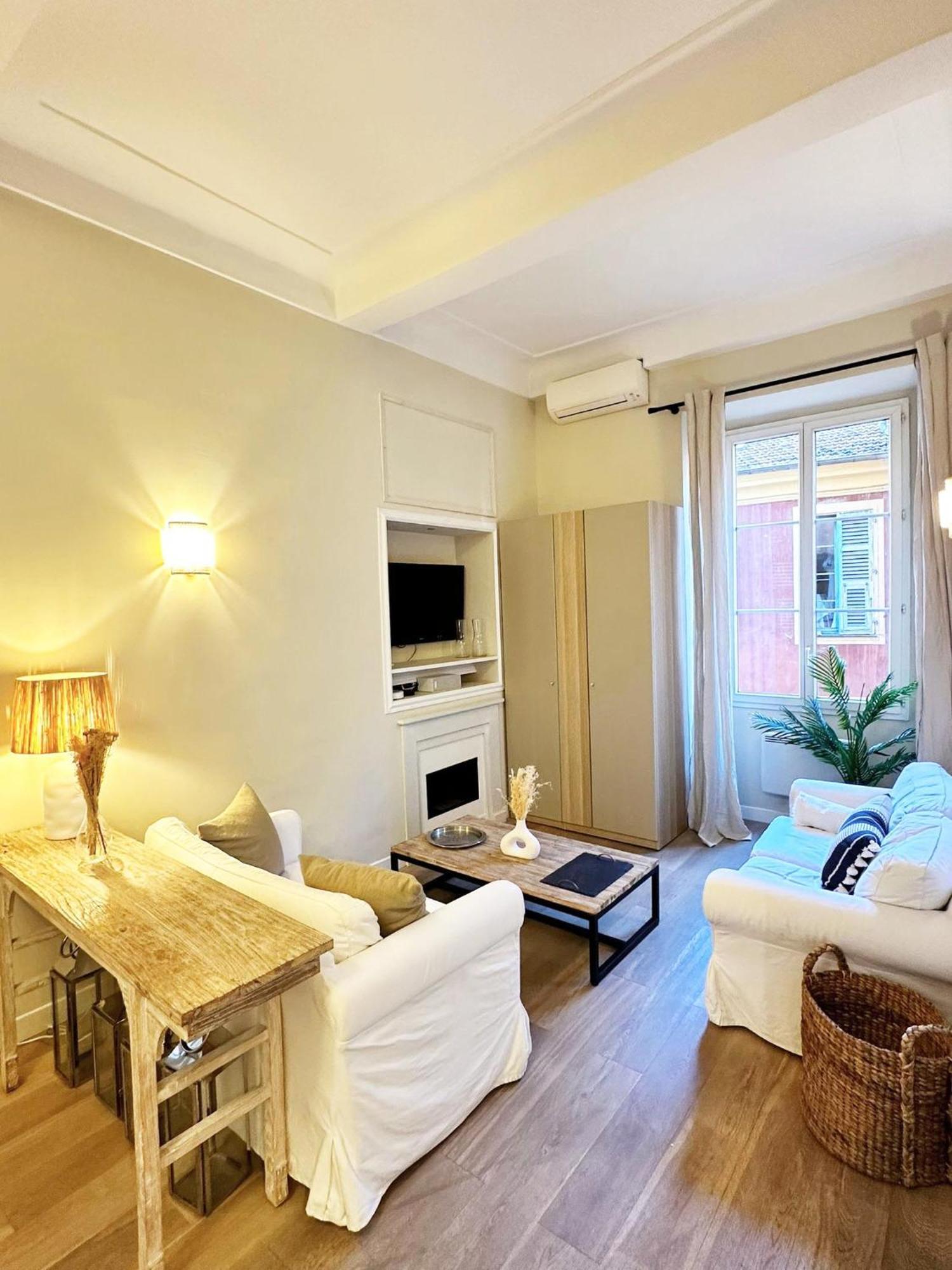 New!Chic Oasis Apt, Heart Of Nice, Family Friendly, Walking To The Beach! Buitenkant foto