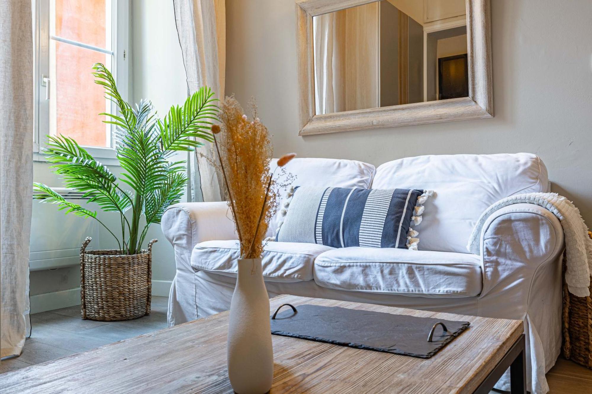 New!Chic Oasis Apt, Heart Of Nice, Family Friendly, Walking To The Beach! Buitenkant foto