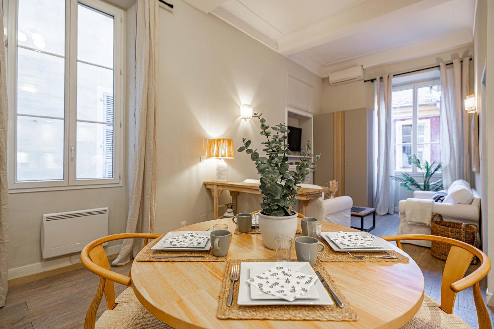 New!Chic Oasis Apt, Heart Of Nice, Family Friendly, Walking To The Beach! Buitenkant foto